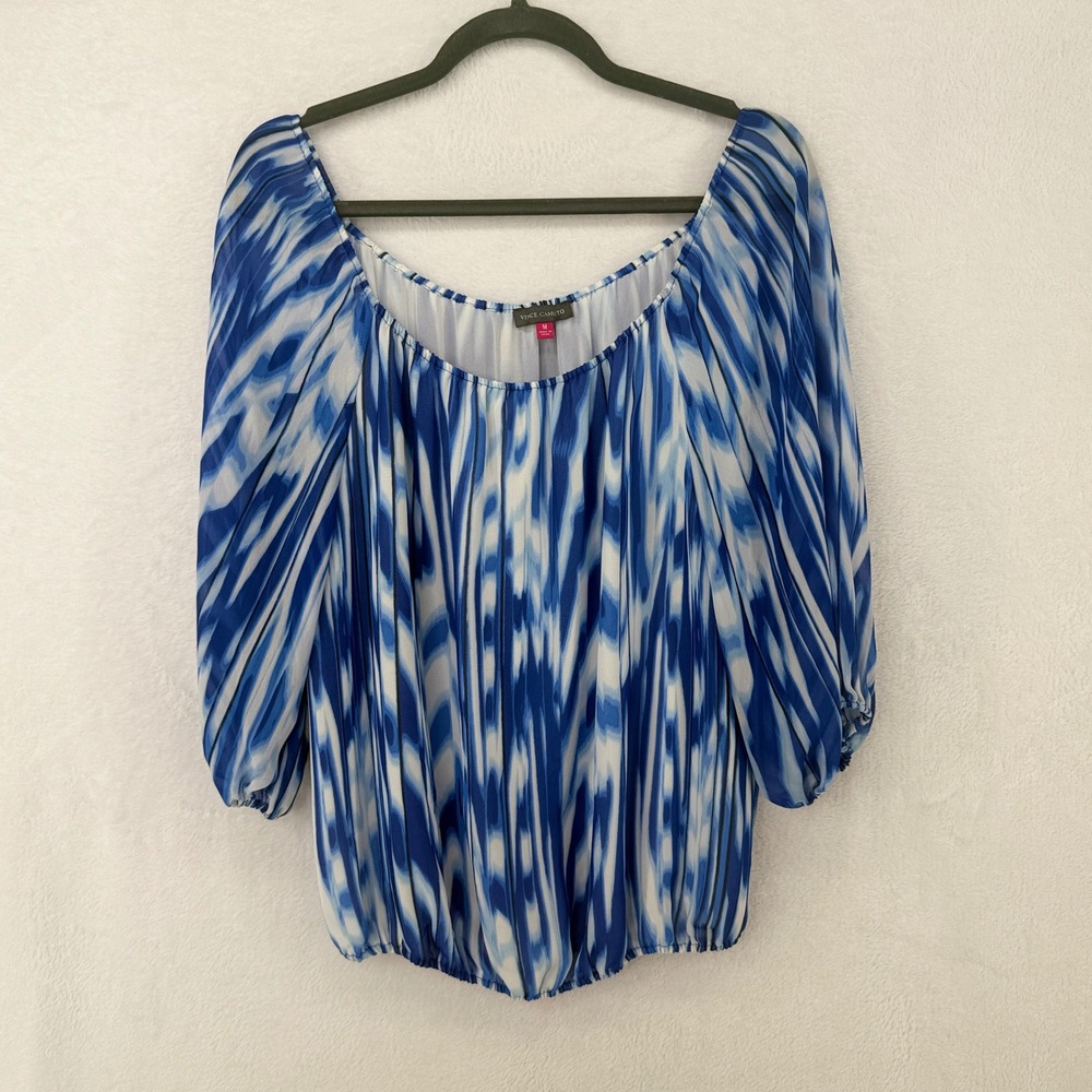 Vince Camuto Blouse Womens Medium‎ Blue Ikat Abstract Top *Small Flaw